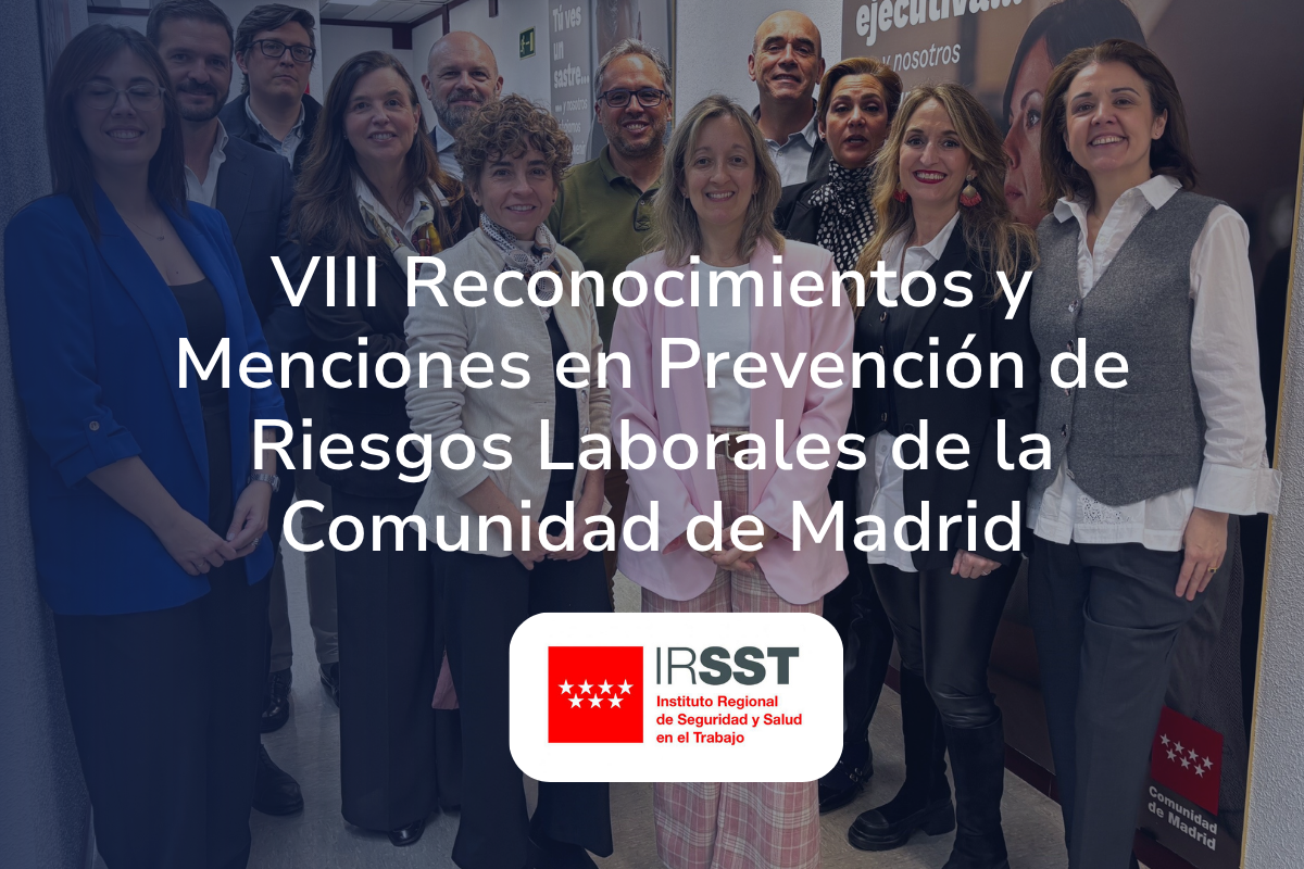 Equipo de Psiconnea y otros homenajeados en la entrega de los VIII Reconocimientos y Menciones en Prevención de Riesgos Laborales de la Comunidad de Madrid, organizados por el IRSST.